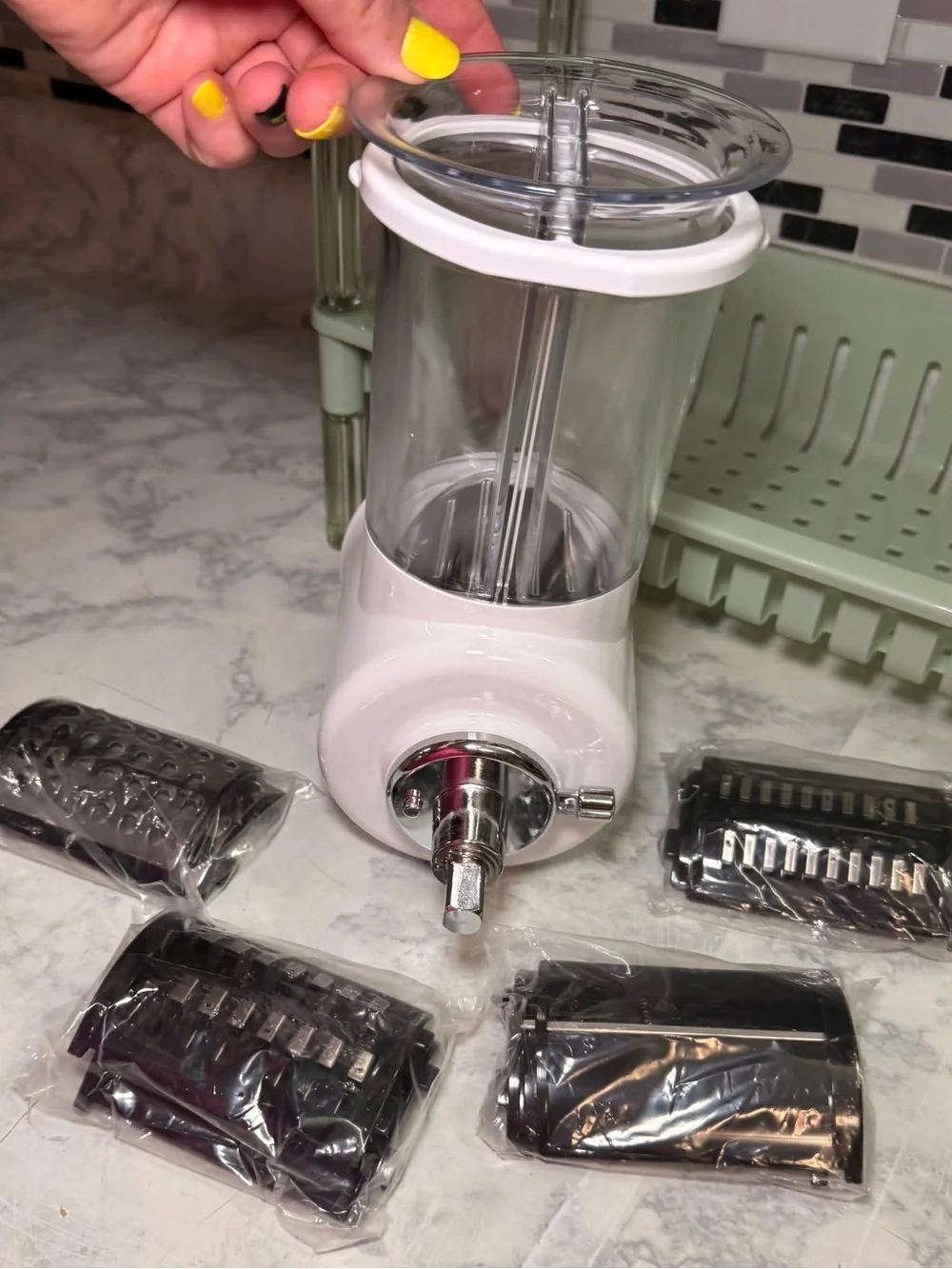 Unused 5 Blade Slicer Shredder Attachment & Pour Shield KitchenAid Stand Mixer